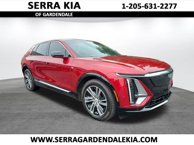 Used 2024 Cadillac Lyriq Luxury