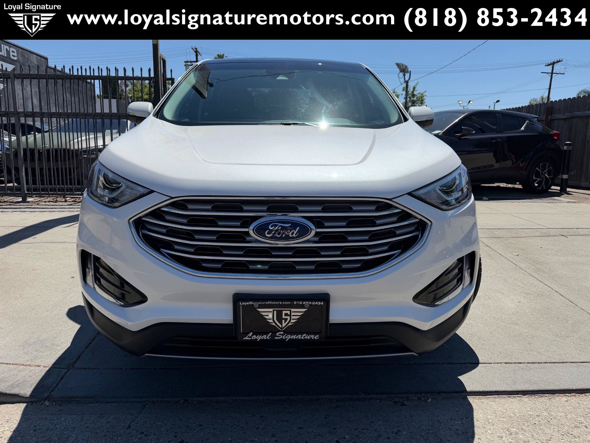 Used 2019 Ford Edge SEL w/ Equipment Group 201A FWD image 2