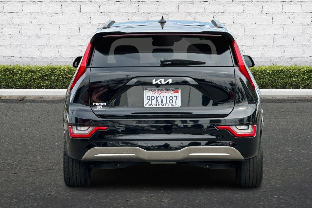 Used 2024 Kia Niro Wave FWD image 5