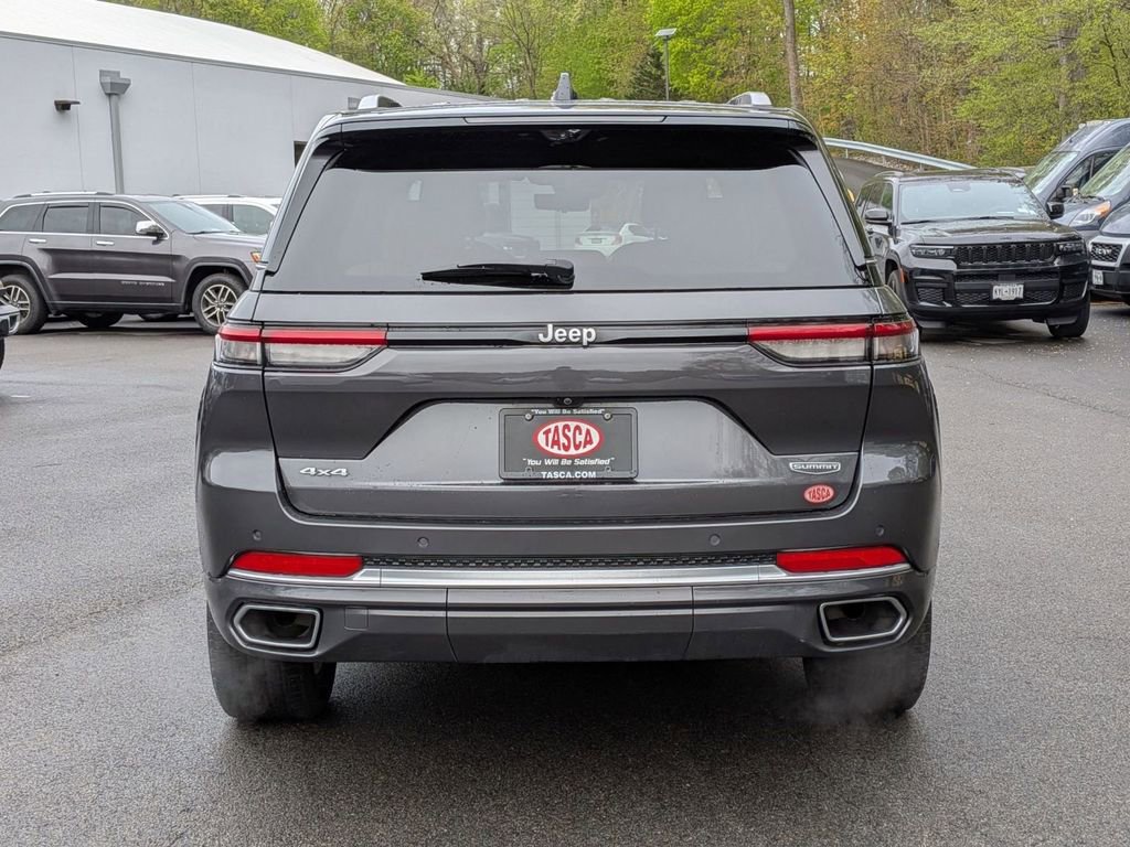 Certified 2023 Jeep Grand Cherokee Summit w/ Adv Protech Group IV AWD/4WD image 4