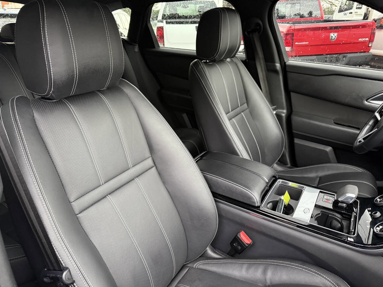 Used 2021 Land Rover Range Rover Velar S image 32