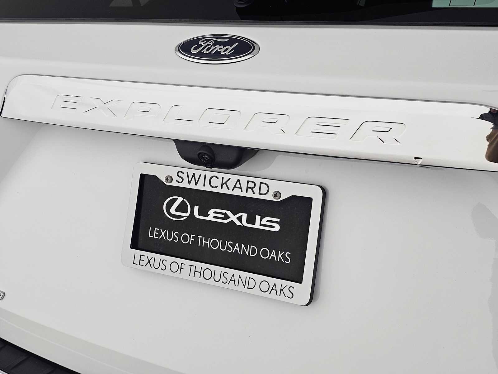 Used 2021 Ford Explorer Limited image 14