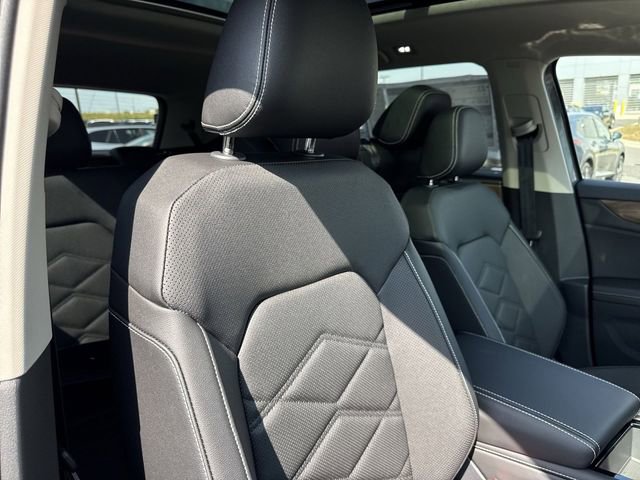 New 2026 Volkswagen Atlas SE image 25