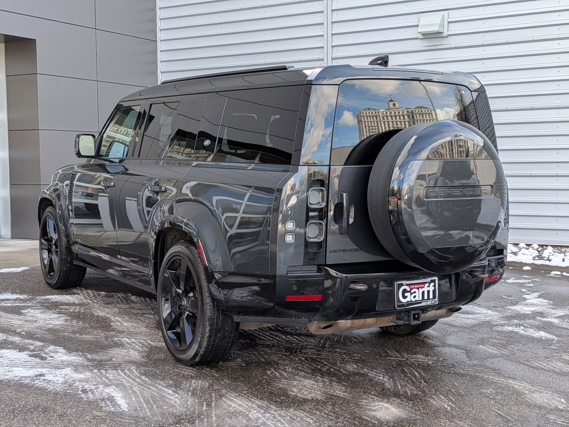Used 2023 Land Rover Defender 130 X image 10