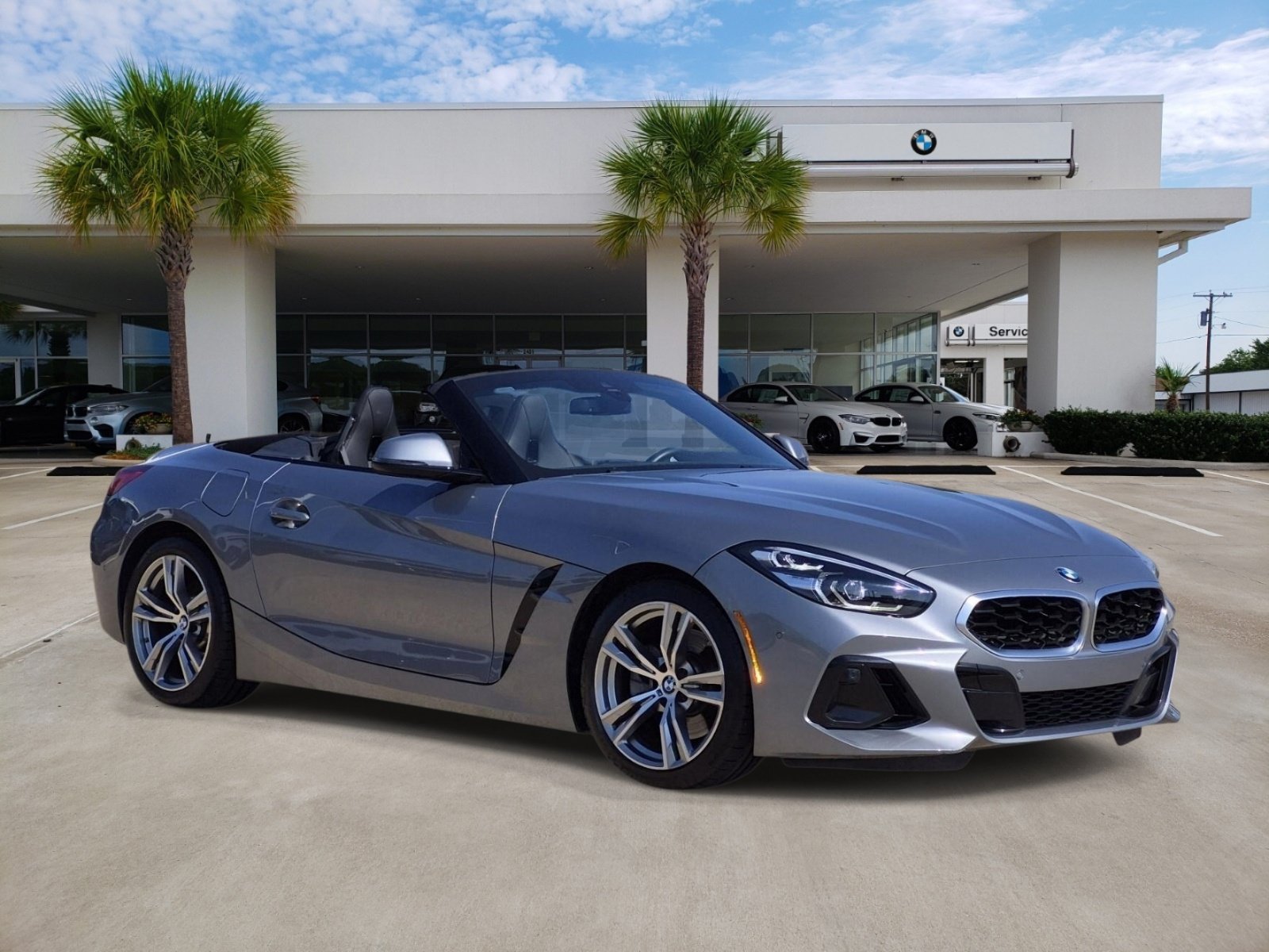 Certified 2026 BMW Z4 sDrive30i RWD image 3
