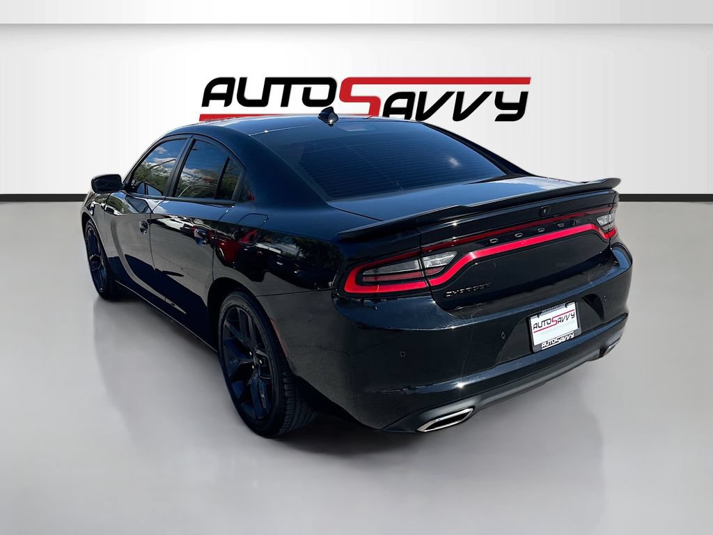 Used 2023 Dodge Charger SXT w/ Blacktop Package RWD image 5