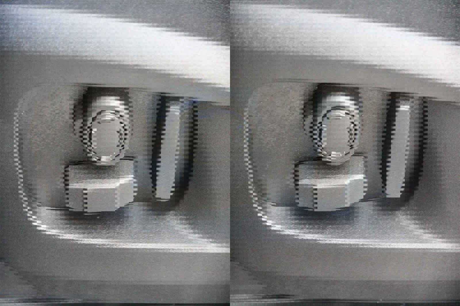 New 2026 Land Rover Defender 110 S image 19