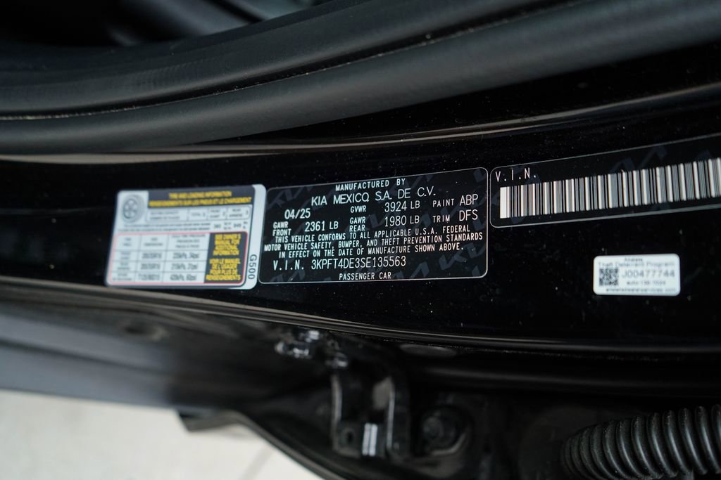 Used 2025 Kia K4 FWD image 38