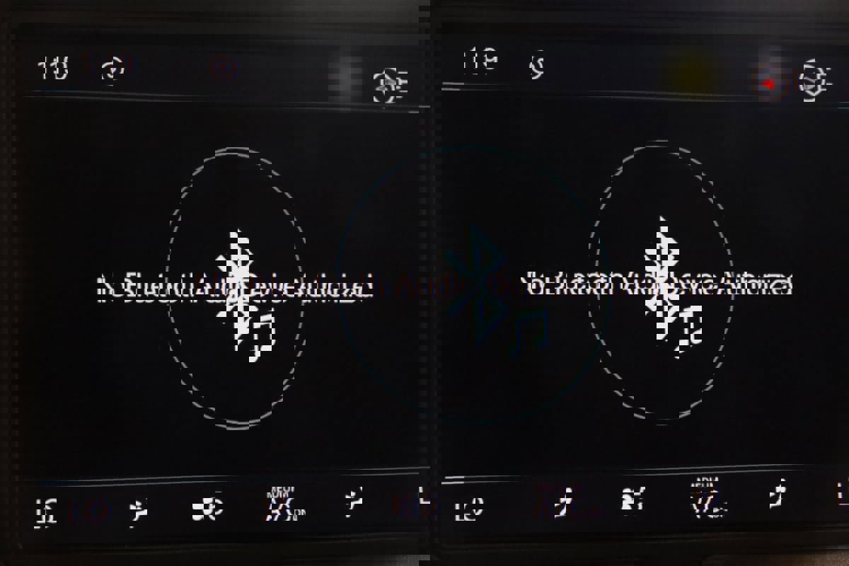 Used 2019 Aston Martin V8 Vantage Coupe image 26