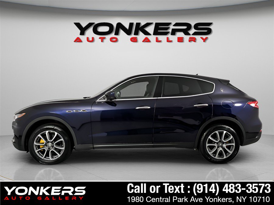 Used 2017 Maserati Levante AWD/4WD image 4