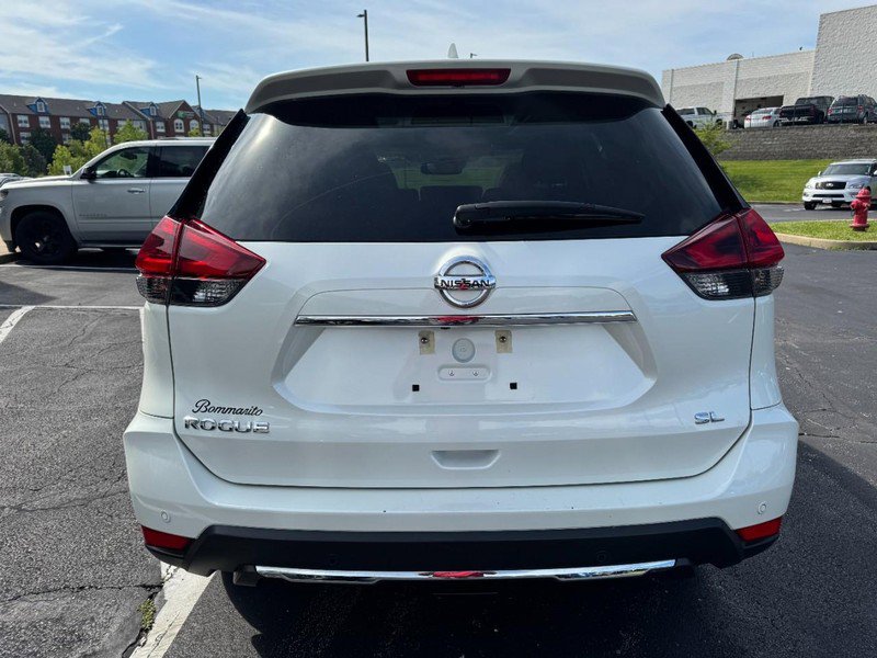 Used 2020 Nissan Rogue SL w/ Premium Package FWD image 4