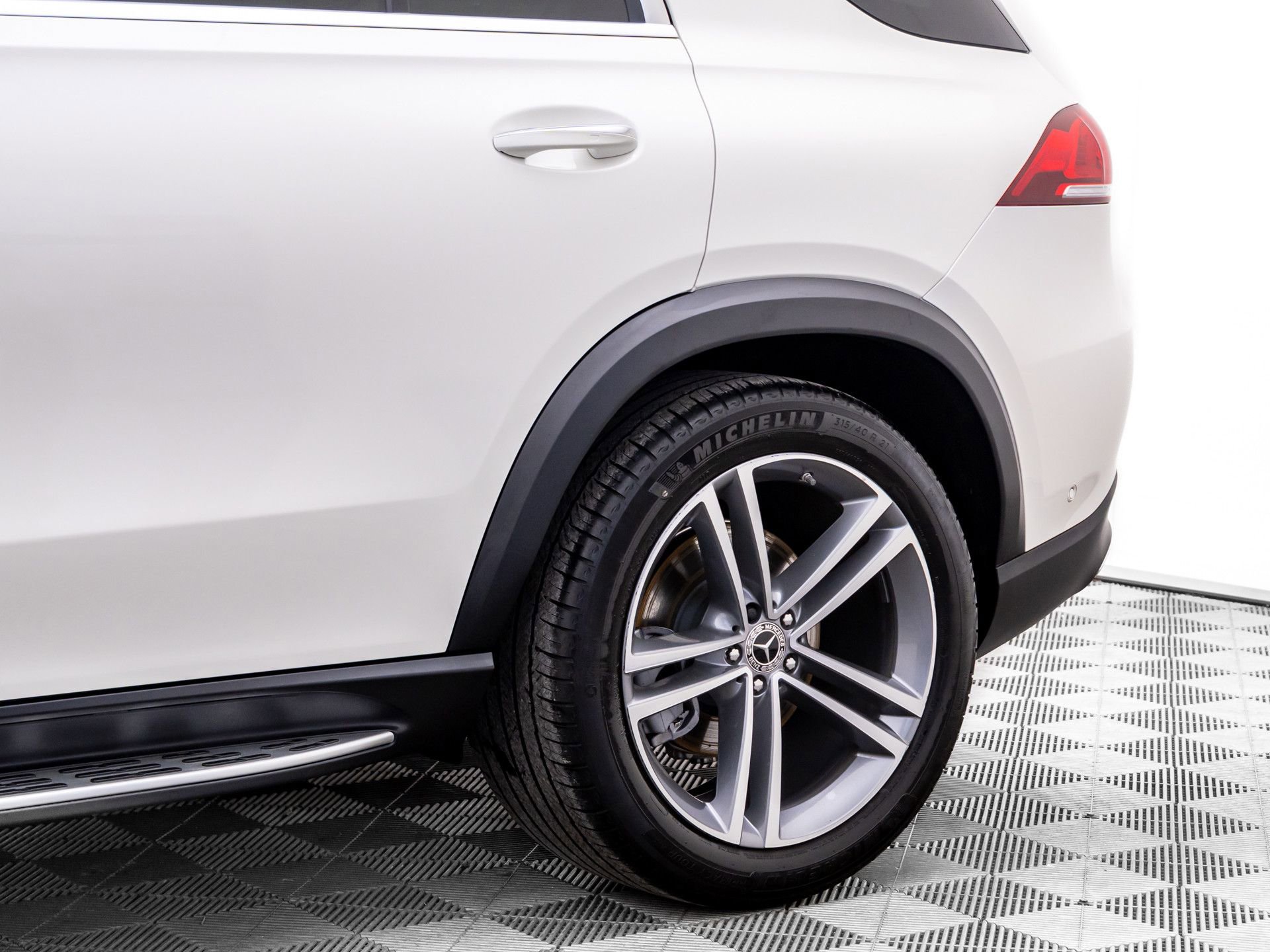 Certified 2022 Mercedes-Benz GLE 450 4MATIC image 36