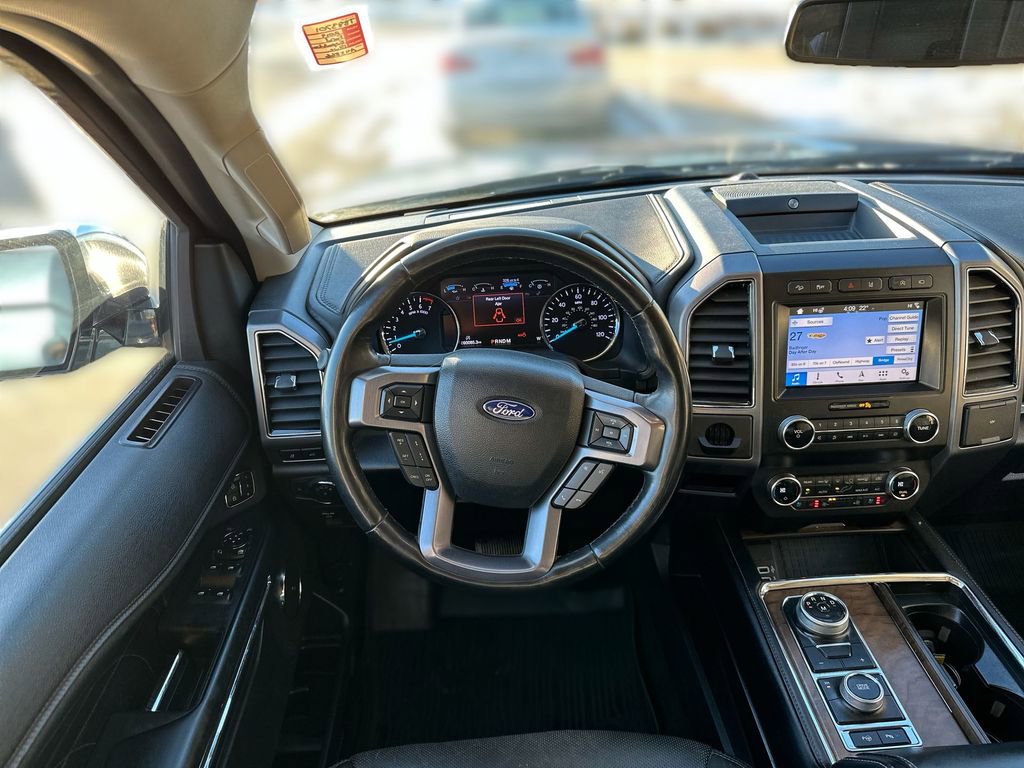 Used 2019 Ford Expedition Platinum image 11