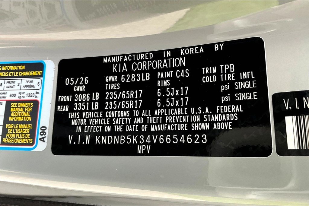 New 2027 Kia Carnival FWD image 7