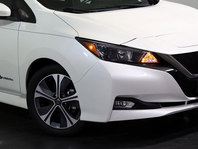Used 2019 Nissan Leaf SV image 8