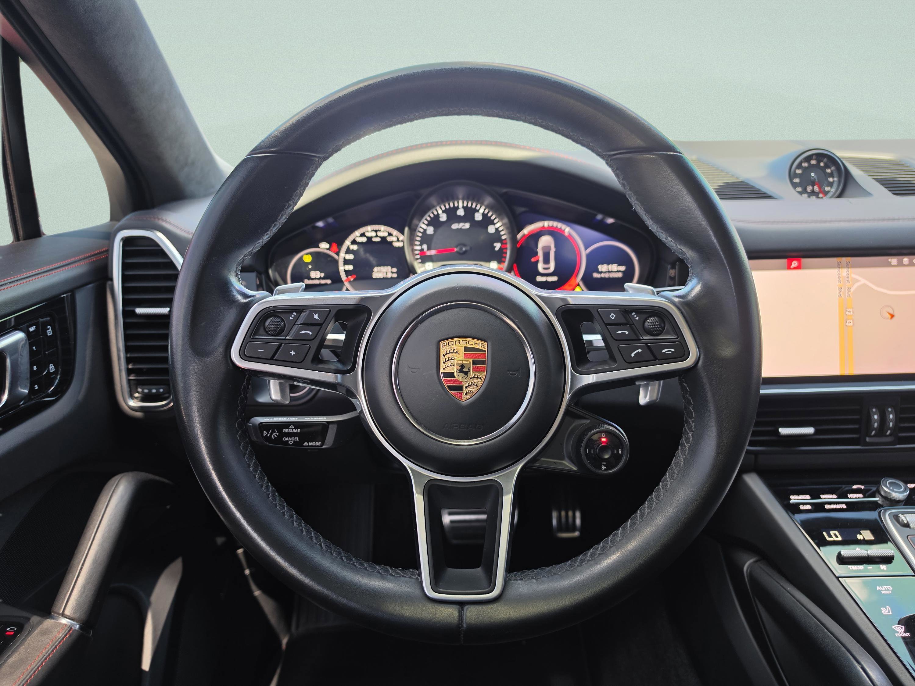 Used 2021 Porsche Cayenne GTS image 19