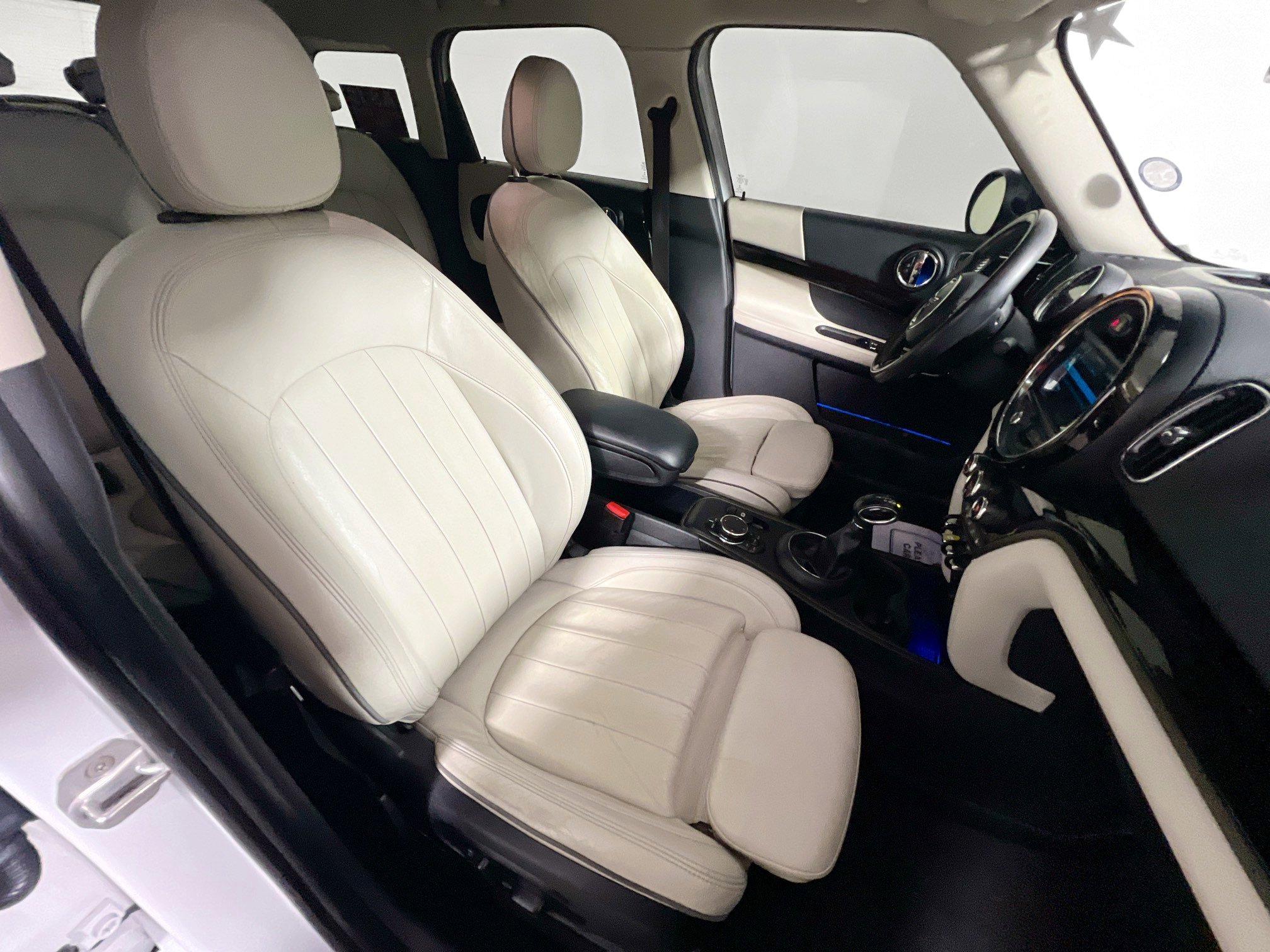 Used 2019 MINI Cooper Countryman SE w/ Convenience Package image 30