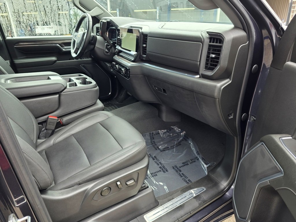 Used 2024 Chevrolet Silverado 2500 LTZ image 40