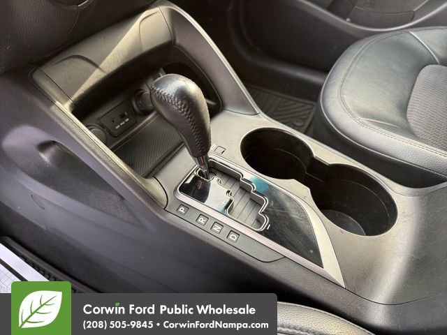 Used 2012 Hyundai Tucson GLS image 19