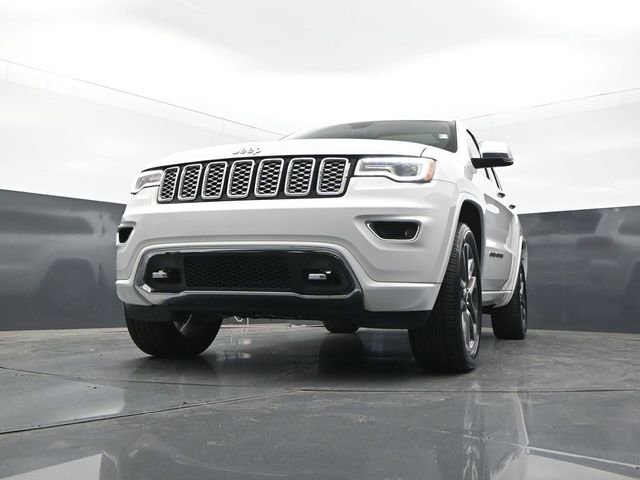 Used 2018 Jeep Grand Cherokee Overland AWD/4WD image 26