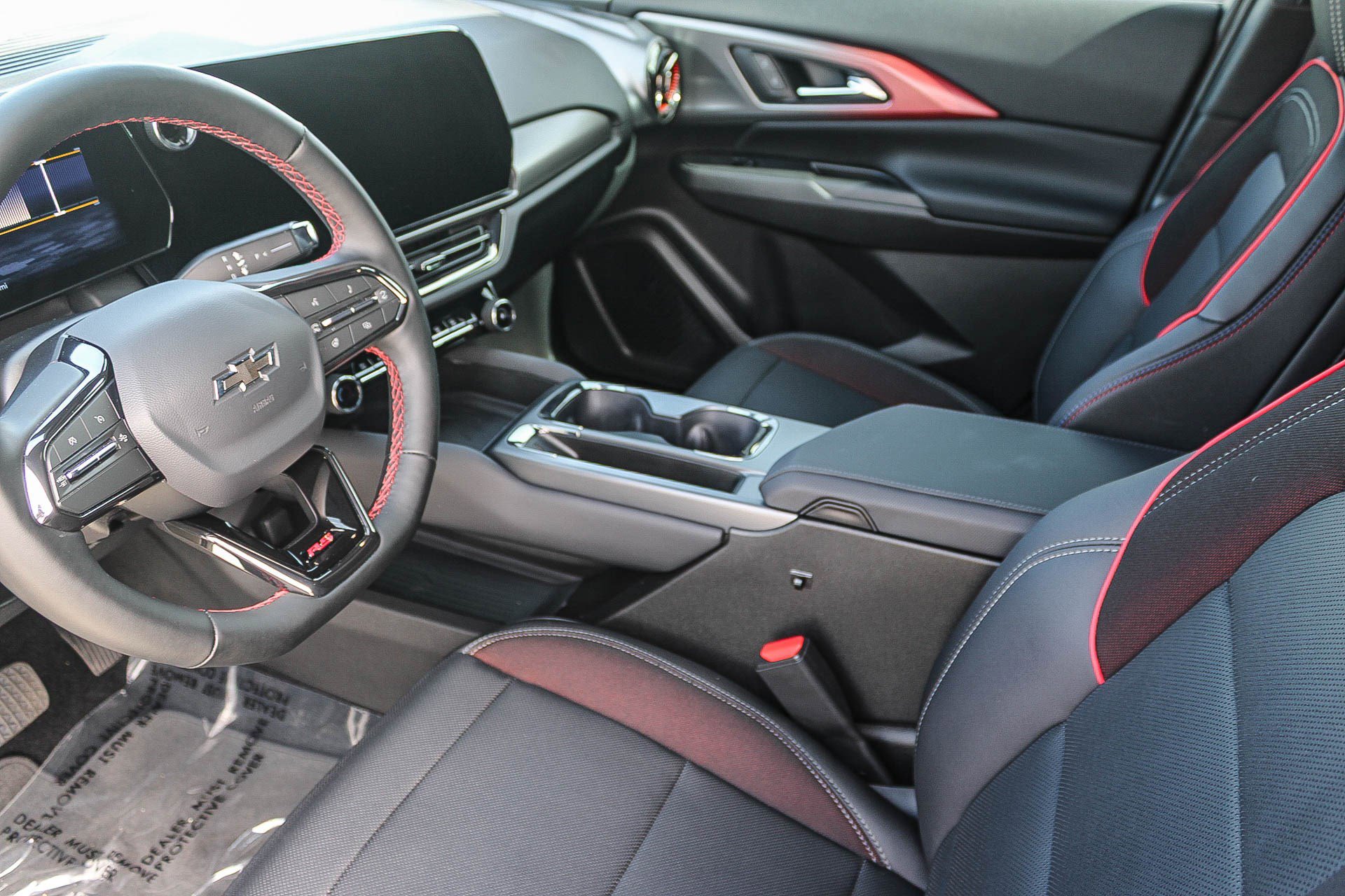 Used 2025 Chevrolet Equinox EV RS image 18