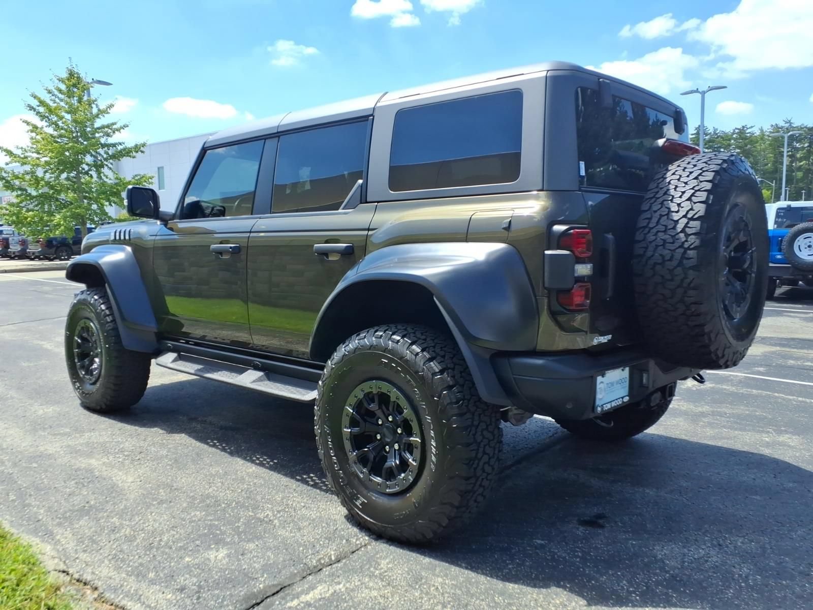 Used 2024 Ford Bronco Raptor w/ Interior Carbon Fiber Pack 6 AWD/4WD image 7