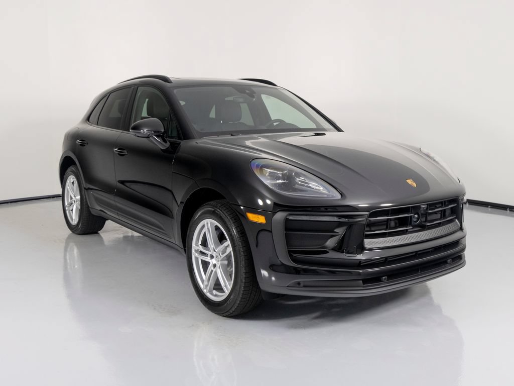 New 2026 Porsche Macan AWD/4WD image 13