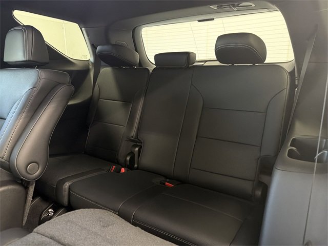 New 2026 Chevrolet Traverse LT w/ Sun and Wheel Package image 17