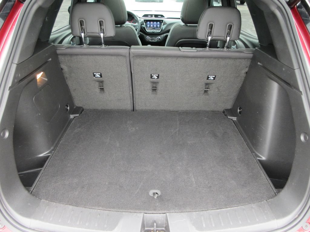 Certified 2022 Chevrolet TrailBlazer RS w/ Sun and Liftgate Package AWD/4WD image 12