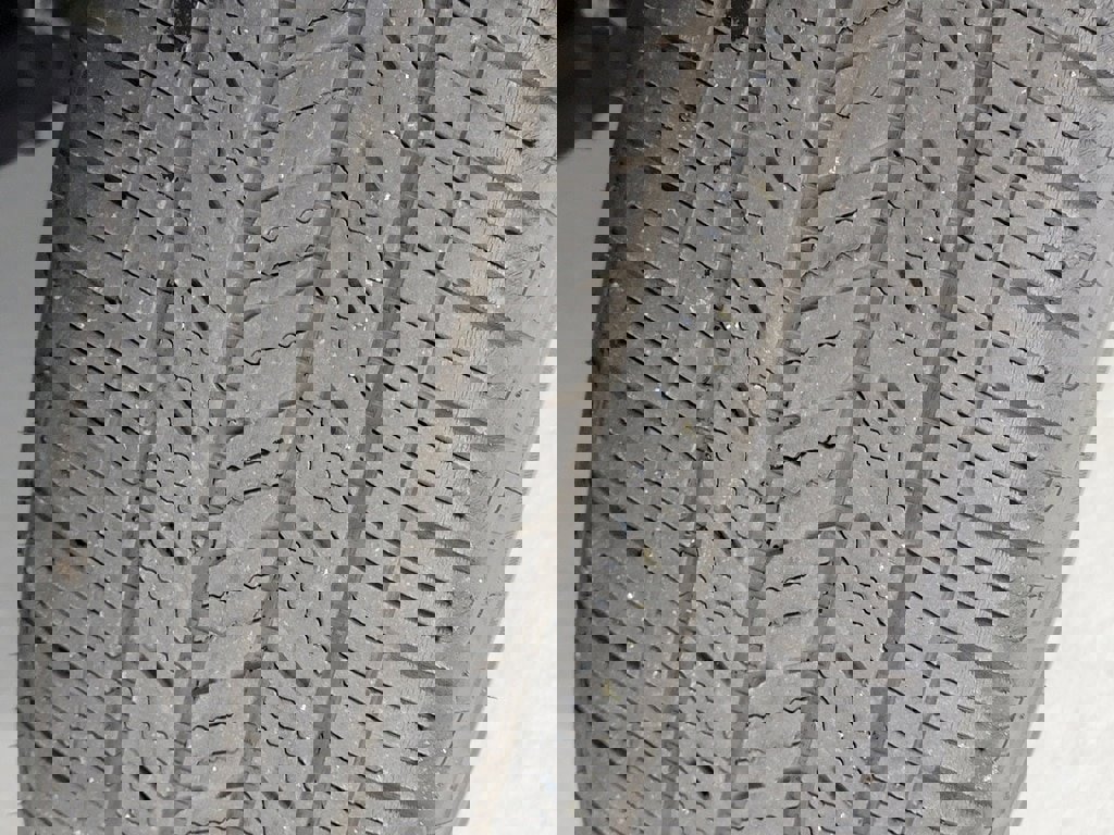 Used 2023 Nissan Rogue SL w/ SL Premium Package image 34