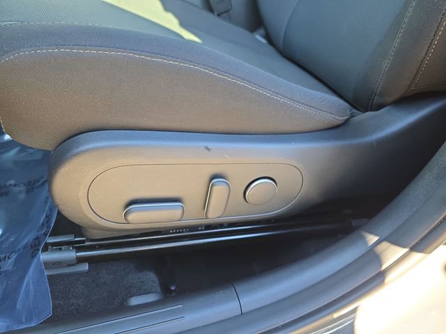 Certified 2025 Hyundai Kona SEL image 40