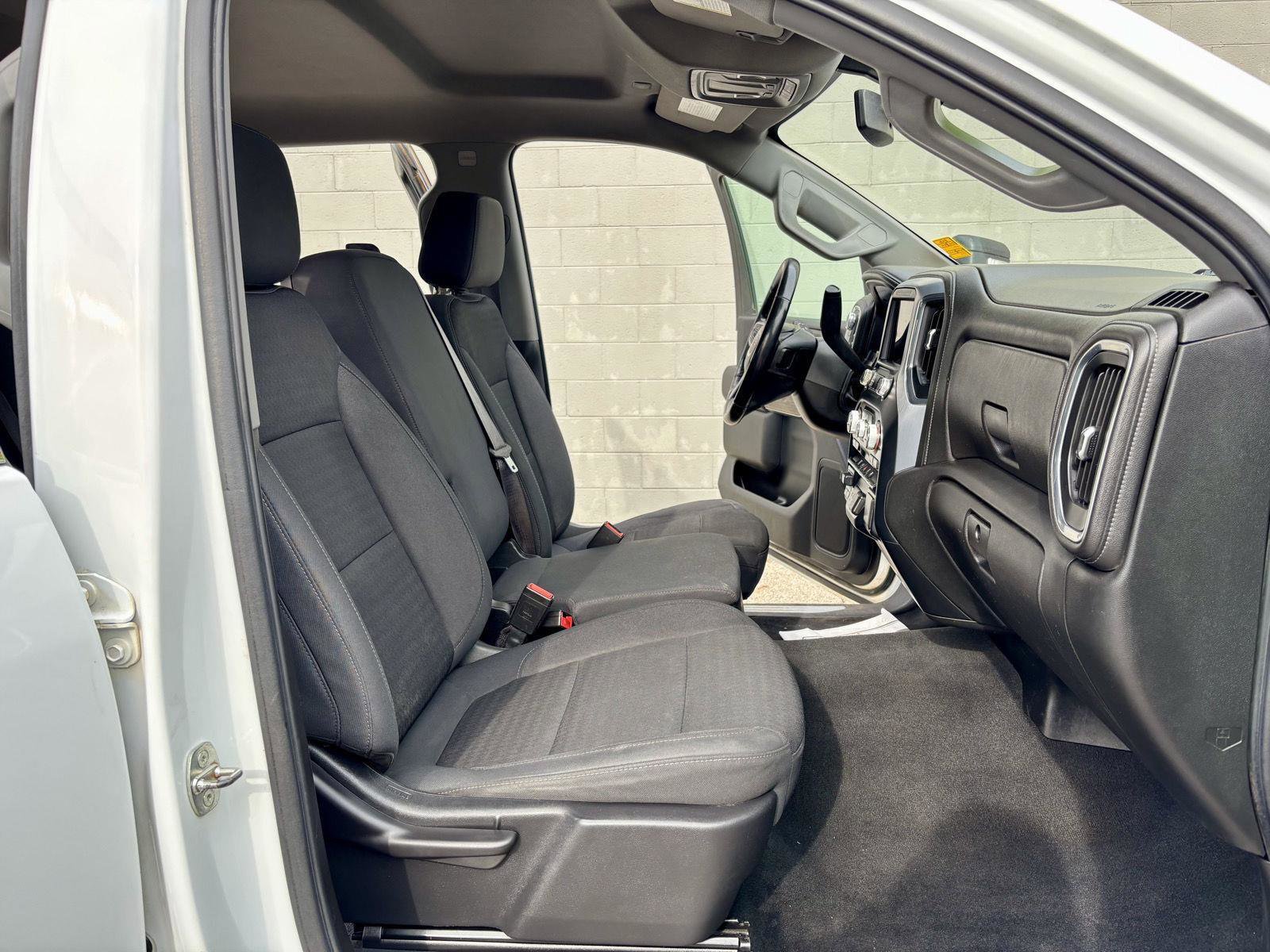 Used 2021 GMC Sierra 2500 SLE w/ SLE Value Package; image 16