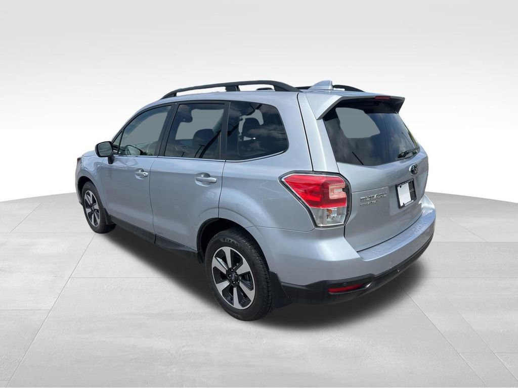 Used 2018 Subaru Forester 2.5i Limited image 5