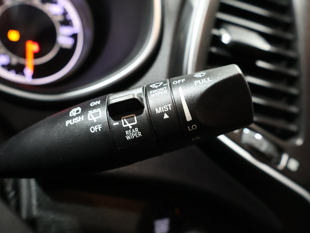 Used 2019 Jeep Cherokee Trailhawk w/ Cold Weather Group AWD/4WD image 42
