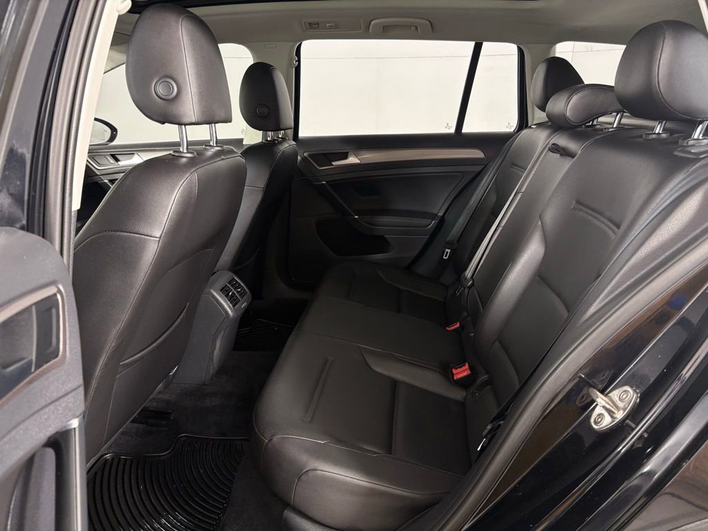 Used 2019 Volkswagen Golf Alltrack SE AWD/4WD image 34