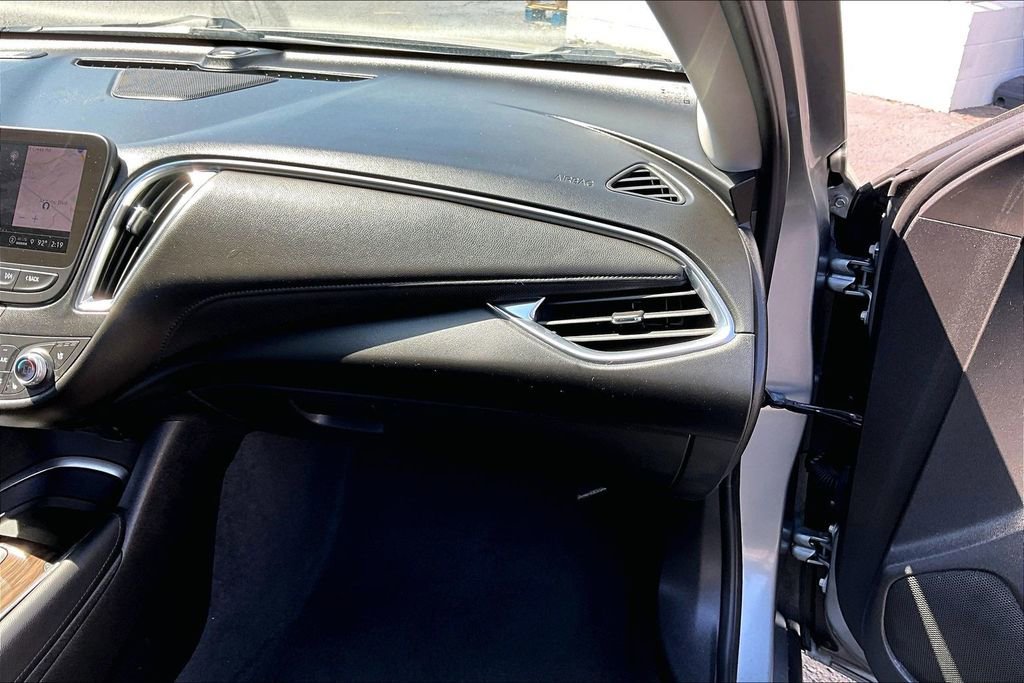 Used 2024 Chevrolet Malibu LT FWD image 24