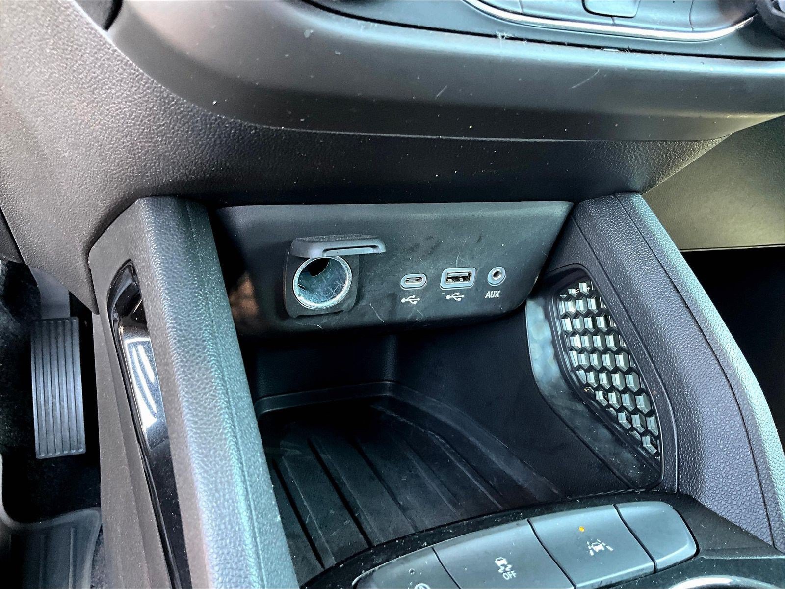 Used 2021 Chevrolet TrailBlazer LS FWD image 15