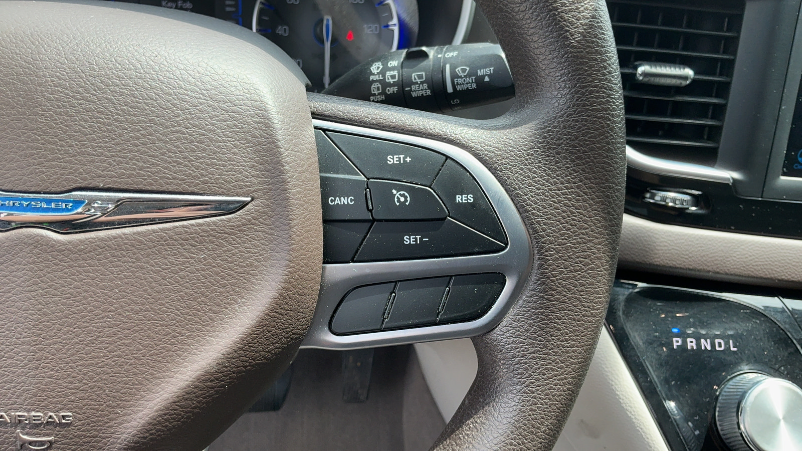 Used 2019 Chrysler Pacifica LX FWD image 27