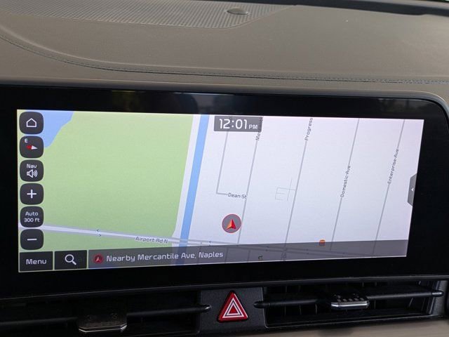 Used 2023 Kia Sportage EX image 4