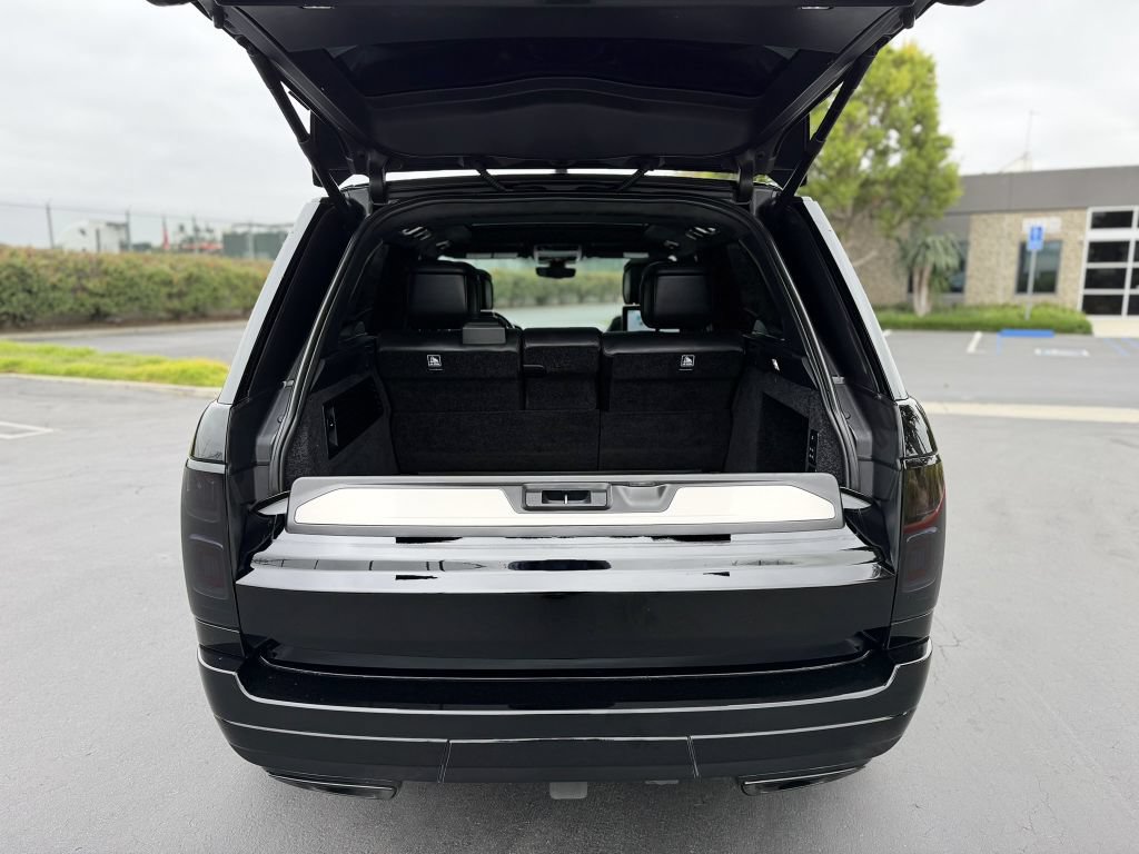 Used 2021 Land Rover Range Rover SV Autobiography Dynamic AWD/4WD image 22