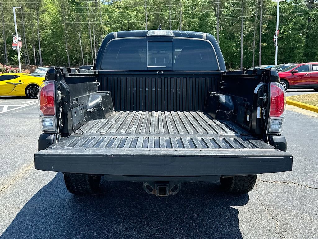 Used 2017 Toyota Tacoma Limited w/ Tow Package AWD/4WD image 16