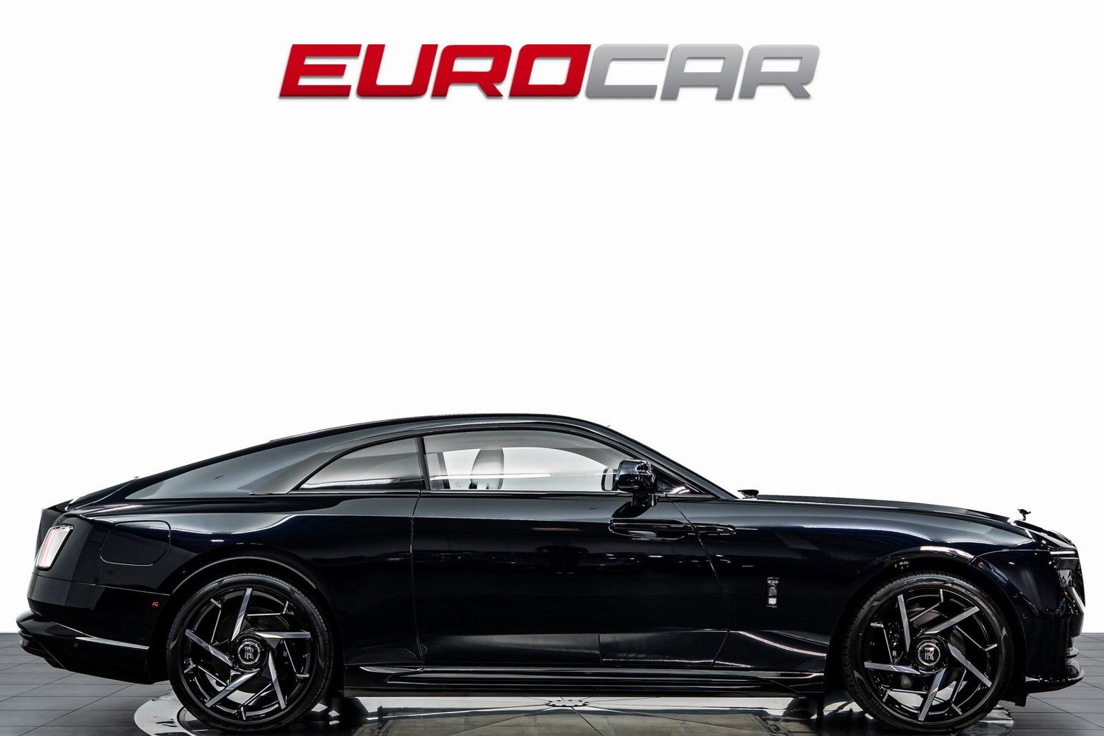 Used 2025 Rolls-Royce Spectre Black Badge image 6