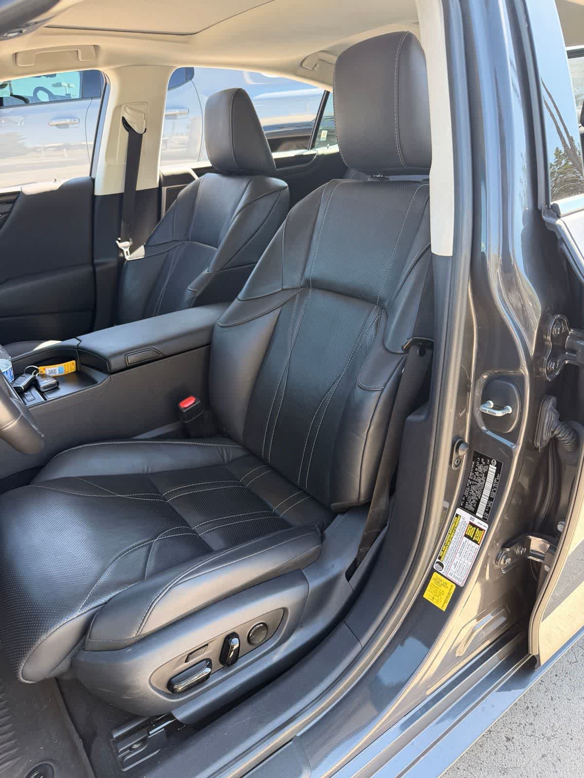 Used 2025 Lexus ES 300h w/ Accessory Package (Z1) FWD image 9