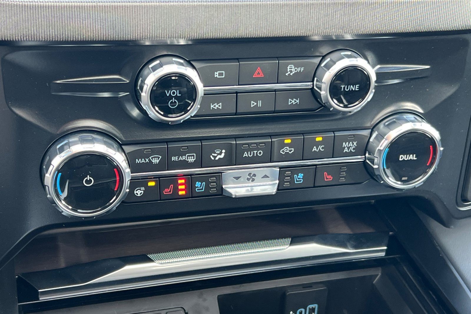 New 2026 Ford F250 Platinum image 21