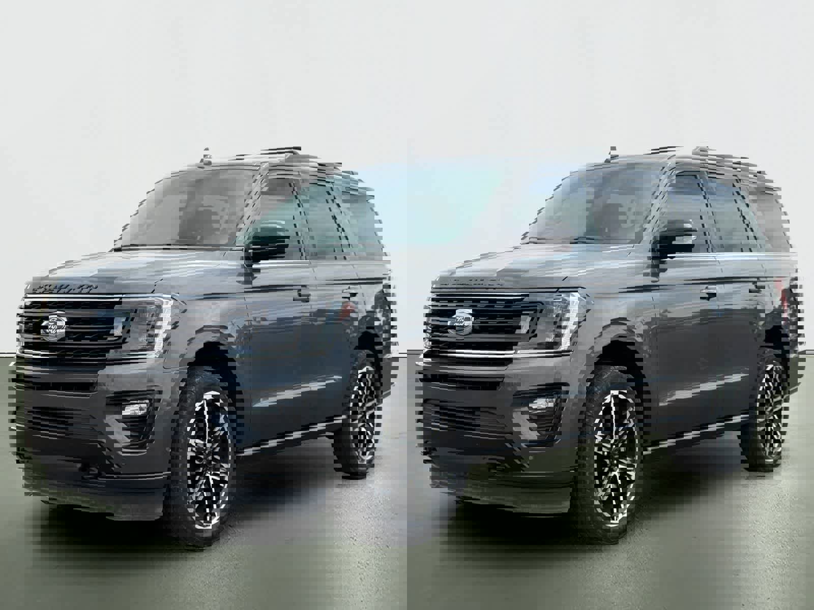 Used 2021 Ford Expedition Limited AWD/4WD image 2