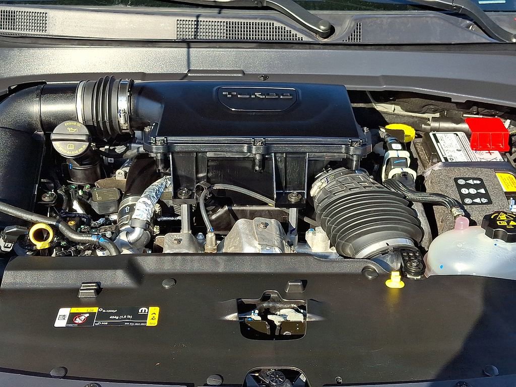 Used 2024 Jeep Compass Latitude w/ Sun and Sound Group image 29