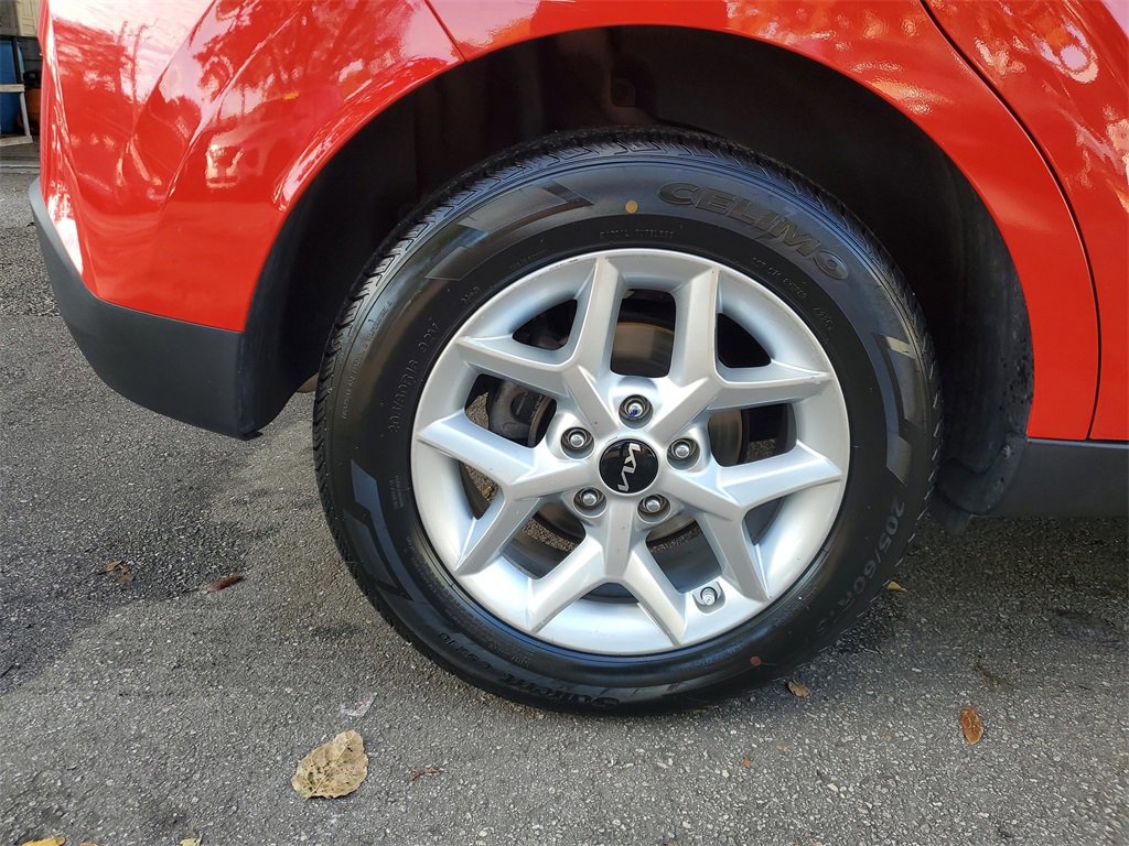 Certified 2024 Kia Soul LX w/ Option Group 015 image 7