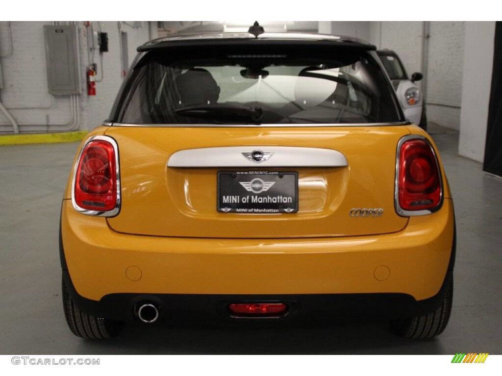Used 2014 MINI Cooper 2-Door Hardtop image 5
