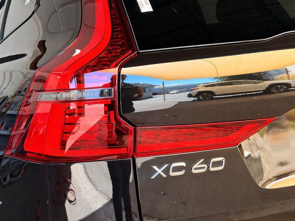 Used 2026 Volvo XC60 T8 Plus w/ Climate Package AWD/4WD image 7