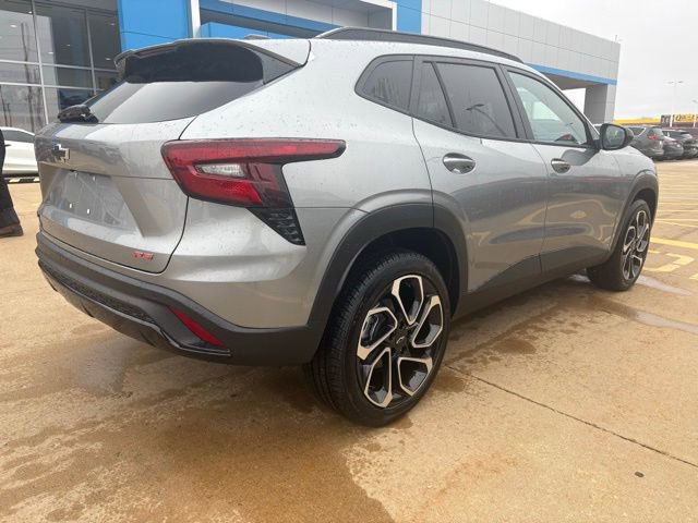 New 2026 Chevrolet Trax RS w/ Sunroof Package image 5
